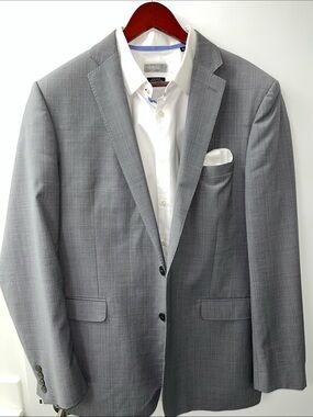 Calvin Klein Gray Two-Button Men's Suit Jacket